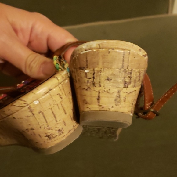 Girls size 3 sandals - Picture 3 of 4